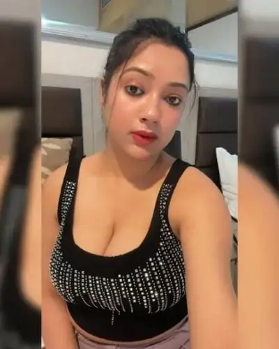 Call Girls Service Deesa