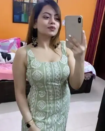 Call Girl in Deesa